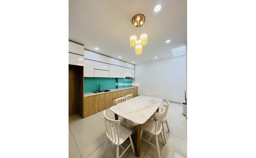 Bán nhà mặt phố Trường Thọ, Thủ Đức, 63m2, 6.2 tỷ, 3 tầng