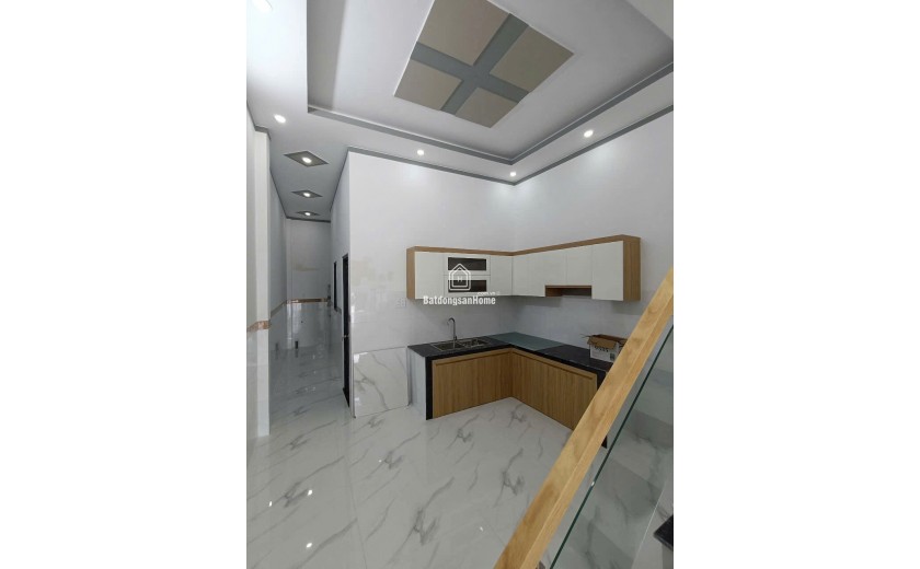Bán nhà lầu đẹp tại KDC Thạnh Phú, Vĩnh Cửu, đường nhựa 8m chỉ 2 tỷ150