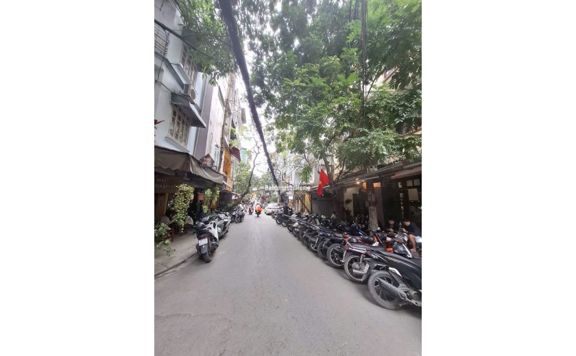BÁN NHÀ TRẦN QUANG DIỆU ĐỐNG ĐA NGÕ TO NHƯ PHỐ - FULL NỘI THẤT CHỈ VIỆC VỀ Ở THOÁNG SÁNG 5,9 TỶ