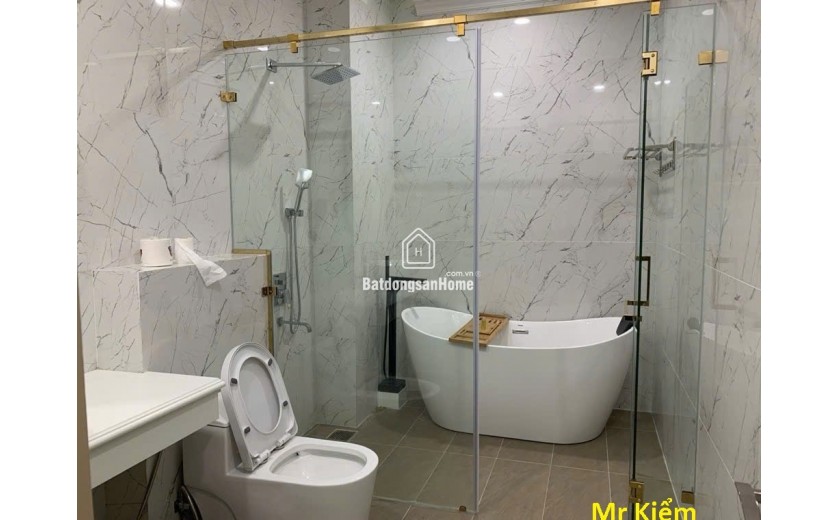 Cần bán nhanh căn Shophouse Regal Pavillon 5 tầng- Thang máy đường Hóa Sơn 10, Hải Châu, dòng tiền cao, sinh lời tốt