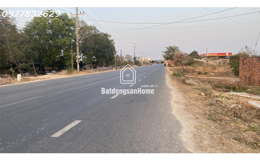 Đất Mặt Tiền Nguyễn Chí Thanh, Lagi: 3160m², Tặng Nhà Cấp 4, Giá Chỉ 3.2 Triệu/m²