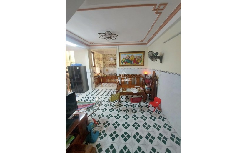 NHÀ 2 TẦNG ĐẸP – ĐẤT RỘNG 121m2 GIÁ HƠN 5 TỶ – GẦN BIỂN NGUYỄN TẤT THÀNH 200M – KHU VIP YÊN TĨNH
