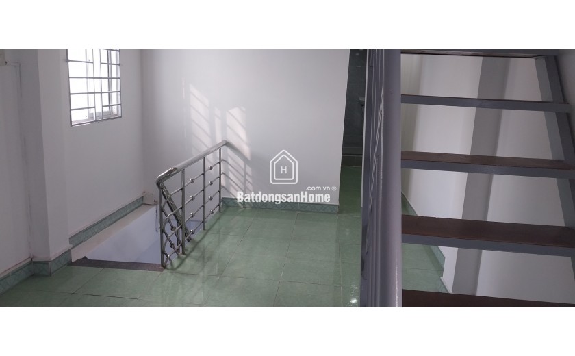 ♪ Nhà kiệt Trần Cao Vân, gần Chợ Tam Thuận, 30m2, 2.5 tầng cứng sạch, ở ngay 1.75  tỷ