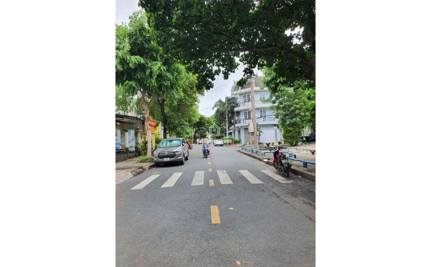 CẠNH VINCOM LÊ VĂN VIỆT Q9, BÁN DÃY TRỌ, DÒNG TIỀN SẴN 15 TRIỆU, 9 TỶ. TL