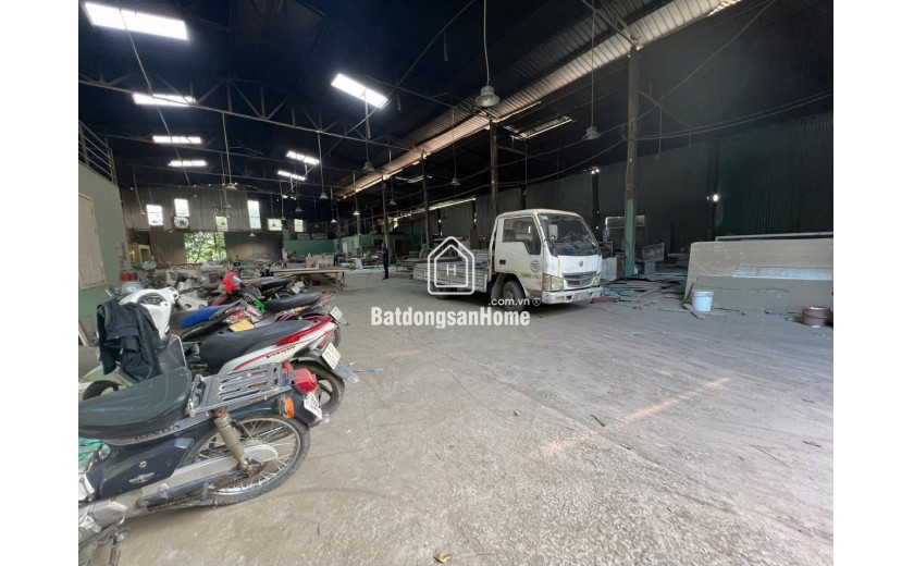 Cho thuê kho xưởng 1200m tại Thượng Cát, Bắc Từ Liêm, Hà Nội. cao 8m xe container đỗ cửa giá 35k/m