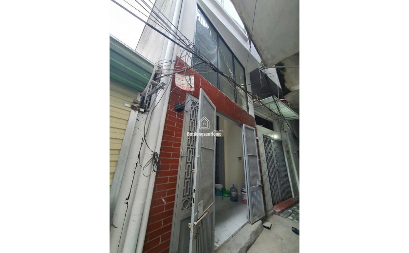 Bán Nhà KHÂM THIỆN - ĐỐNG ĐA 6 tỷ - 36m x 3 Tầng x Mt 3.6m . Kv Sầm Uất , Tiện íCh Xung Quanh Không Thiếu Thứ Gì . Gần Trường - Chợ ,Vài phút lên Phố ,Giao thông thuận tiện.