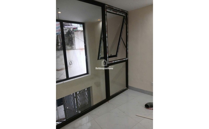 Bán Nhà KHÂM THIỆN - ĐỐNG ĐA 6 tỷ - 36m x 3 Tầng x Mt 3.6m . Kv Sầm Uất , Tiện íCh Xung Quanh Không Thiếu Thứ Gì . Gần Trường - Chợ ,Vài phút lên Phố ,Giao thông thuận tiện.