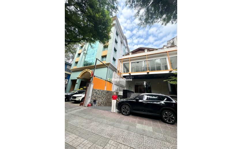 CHUYỂN NHƯỢNG BIỆT THỰ 100 NGUYỄN DU QUÂN 1