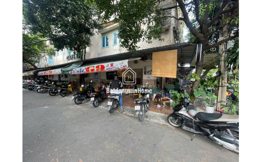 Quận Tân Phú ! QUÁN CAFE GÓC 2 MT ĐẸP LẮM KHU CHUNG CƯ ! QUÁN DTSD 7m x 20m, Công Viên dài 20m, Tel : 0978042072 ( chính chủ )