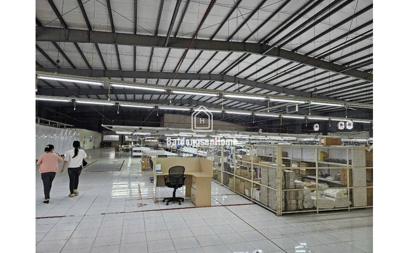 Bán Xưởng May Thuận An Bình Dương 6200m2 SD Lâu Dài Chỉ 60 Tỷ