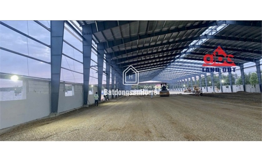 xưởng sản xuất với diện tích cho thuê linh hoạt, kết cấu kiên cố hiện đại, bàn giao liền