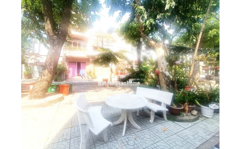 Gấp Bán Nhà Mặt Tiền, Linh Tây, Thủ Đức, DTSD: 131M2, 2 TẦNG, Mới, chỉ 6.55ty.