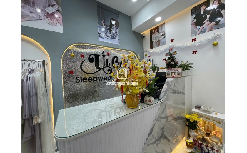 Quận 3  ! Sang Rè Lại MB Shop Decor Mới 100 % Bao Đẹp Giá Rẻ, Tel : 0908104151 ( Chính chủ )