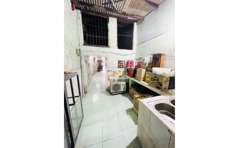 Bán nhà mặt phố (3x18) PHẠM THẾ HIỂN phường 6 quận 8 gá chỉ 7,3 tỷ
