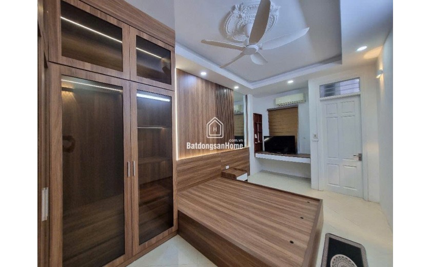 HIẾM - NGỌC THỤY - 30M2 - 5 TẦNG - PHÂN LÔ - 5TY3  - CẠNH KHAI SƠN - CÔNG VIÊN - HỒ ĐIỀU HÒA