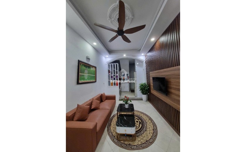 HIẾM - NGỌC THỤY - 30M2 - 5 TẦNG - PHÂN LÔ - 5TY3  - CẠNH KHAI SƠN - CÔNG VIÊN - HỒ ĐIỀU HÒA