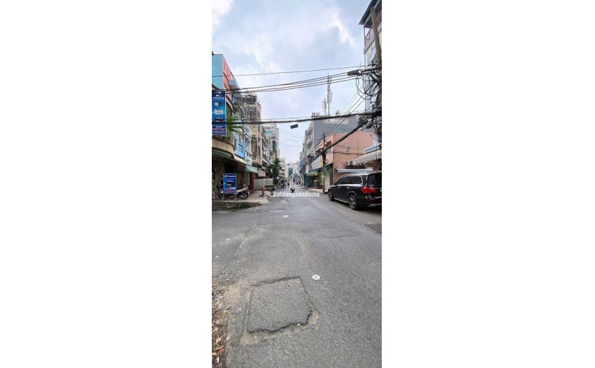 Bán nhà vị trí đẹp 8M thông Tân Hương quận Tân Phú 4 x 18 chỉ 7,1 tỷ tl