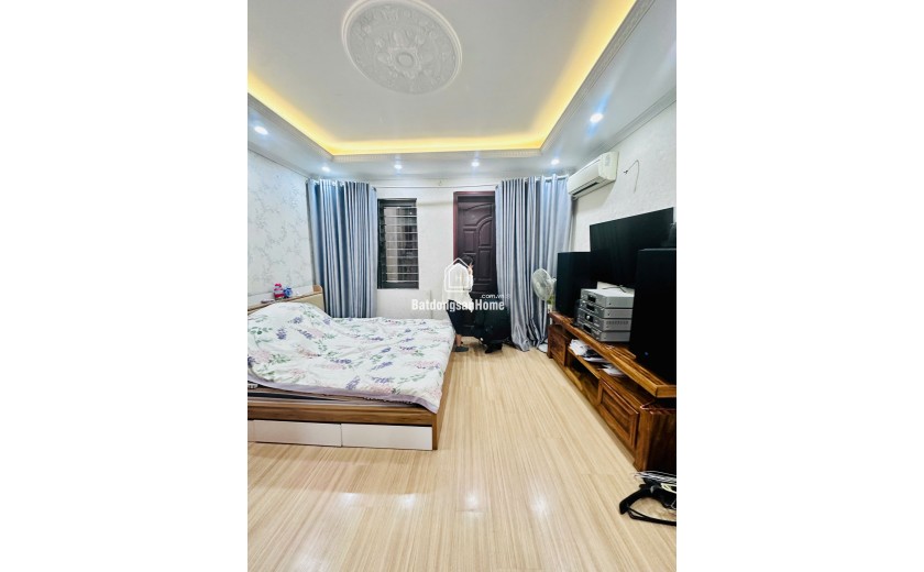 Bán nhà Khương Đình  Thanh Xuân 40m  4 tầng ô tô đỗ cửa kinh doanh chỉ  hơn 7 ty lh 0975124520