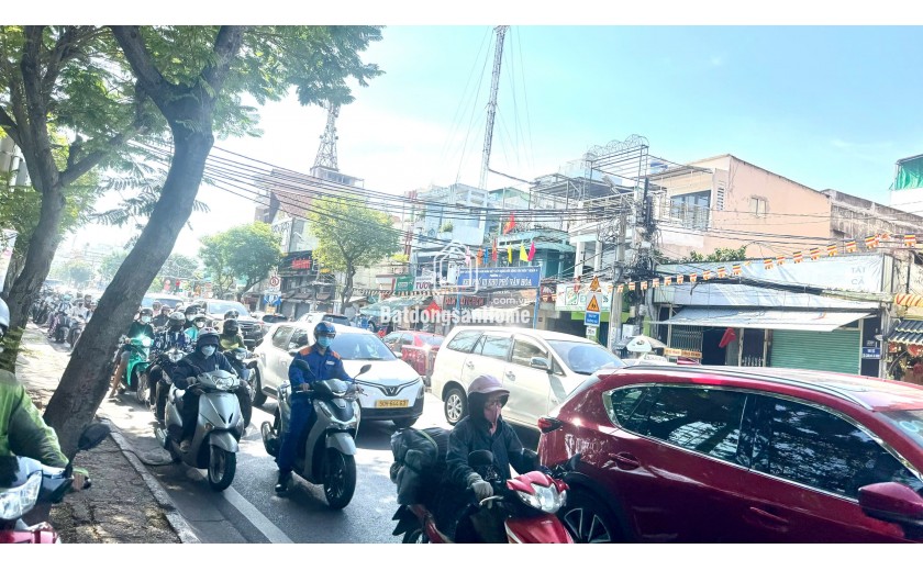 TIỀM NĂNG CẢNG SÀI GÒN QUẬN 4 - ĐÓN ĐẦU VỊ THẾ ĐẲNG CẤP - MẶT TIỀN NGUYỄN TẤT THÀNH NGANG 8M*22M SIÊU HIẾM BÁN