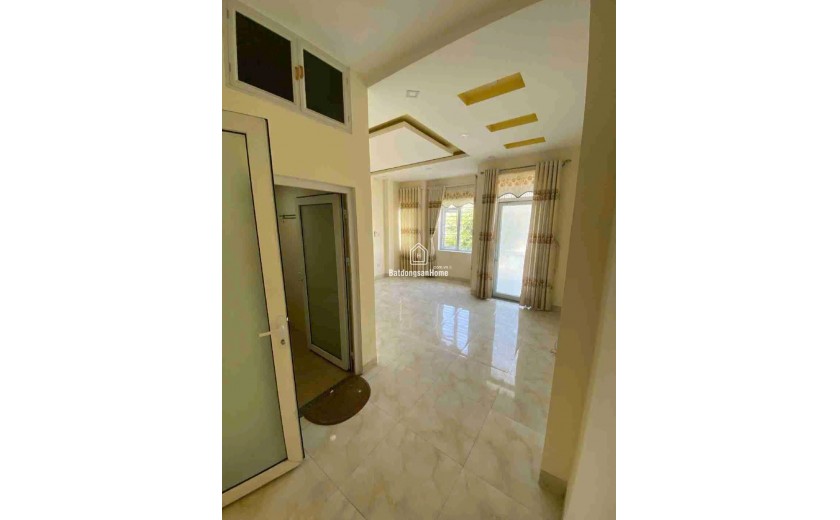 Nhà 3 tầng MT đường Lương Thế Vinh, ô tô đổ cửa , Sơn Trà , Đà Nẵng .