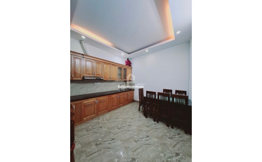 Bán nhà nhỏ nhỏ xinh xinh 4 tầng, 41m², Ngõ 572 Ngọc Thụy, Long Biên, 6 tỷ, Múc đi anh chị em