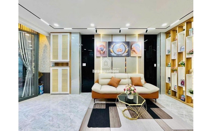 Bán nhà 2 tầng, 40m2, chỉ 4.89 tỷ, mới đẹp ở ngay Quang Trung P10 Gò vấp