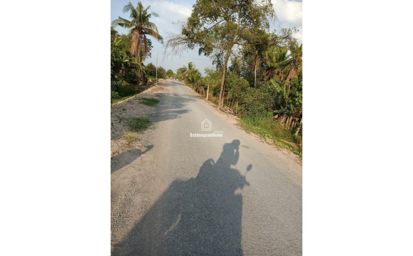 CHÍNH CHỦ Cần Bán Đất Đẹp - Giá Tốt Tại Xã Nhơn Phú, Huyện Mang Thít, Tỉnh Vĩnh Long