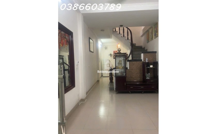 Bán nhà 3 tầng, 37m², 3PN, 3WC, ngõ Thanh Am, Thượng Thanh, Long Biên - 6 tỷ