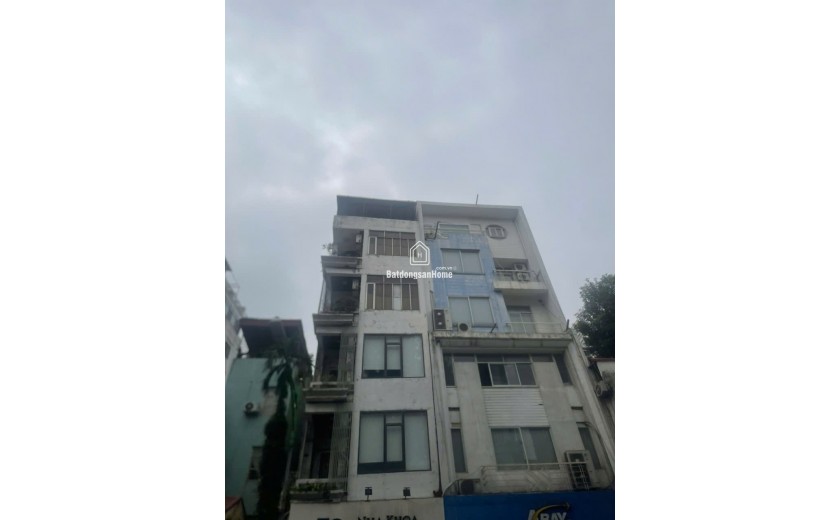 Chính chủ cho thuê nhà mặt phố Huế, Hai Bà Trưng 90m² x 3 tầng, mặt tiền 5,5m