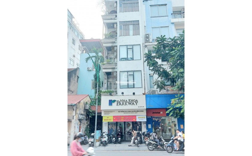 Chính chủ cho thuê nhà mặt phố Huế, Hai Bà Trưng 90m² x 3 tầng, mặt tiền 5,5m