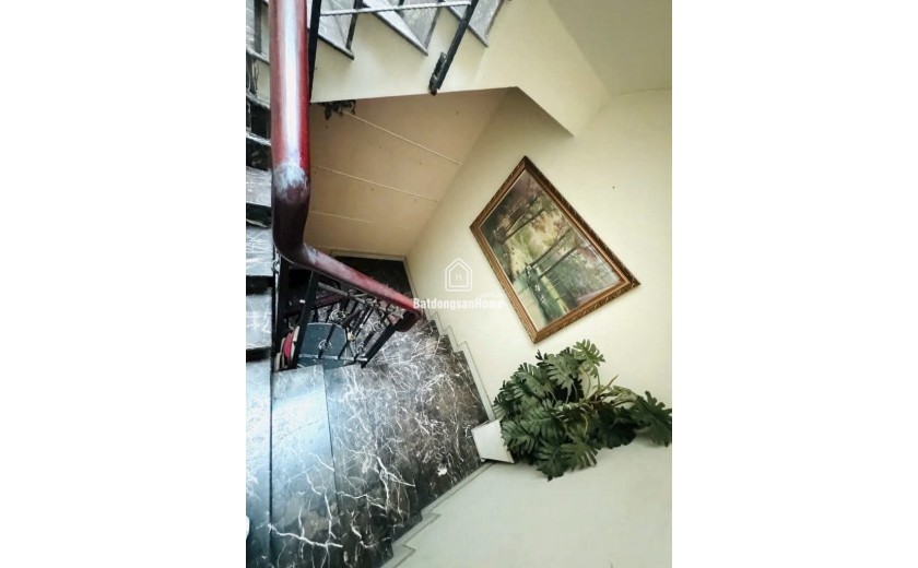 VỊ TRÍ HIẾM NHÀ BÁN- BIỆT THỰ XE HƠI NGỦ TRONG NHÀ ĐƯỜNG ĐOÀN NHƯ HÀI Q4.