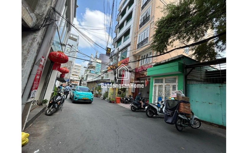 VỊ TRÍ HIẾM NHÀ BÁN- BIỆT THỰ XE HƠI NGỦ TRONG NHÀ ĐƯỜNG ĐOÀN NHƯ HÀI Q4.