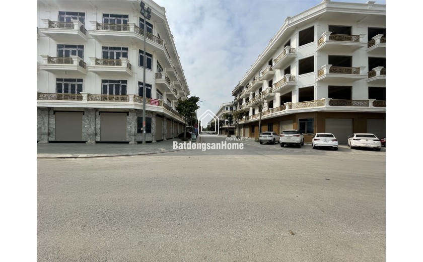 CĂN GÓC  4 TẦNG.  VIEW CÔNG VIÊN. SẴN SỔ. GIAO NHÀ NGAY. LH: 0966 343 969
