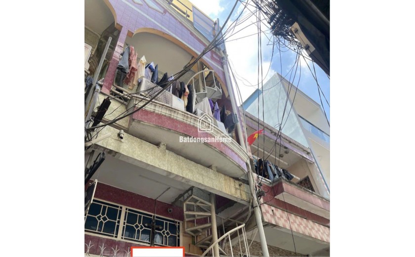 NHÀ ĐẸP – GIÁ TỐT - CHÍNH CHỦ CẦN BÁN CĂN NHÀ  RIÊNG TẠI Phường 1, Quận 10, TP.HCM