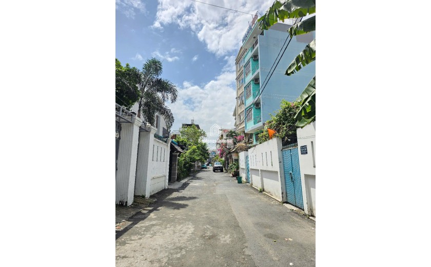 Bán nhà mặt tiền 793 Trần Xuân Soạn vào 100m,P.Tân Hưng,Q7 giá 12,5 tỷ.
