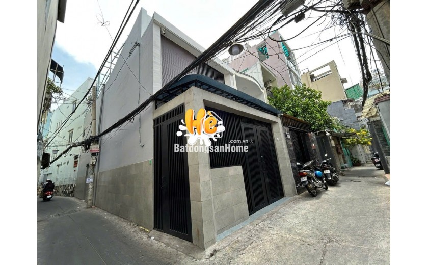 NHÀ ĐẸP NẰM NGAY MẶT TIỀN HẺM Đ.ĐOÀN VĂN BƠ- VỊ TRÍ ĐI LẠI THUẬN TIỆN GÀN TRƯỜNG HỌC , GẦN CHỢ - HẺM 4 M.