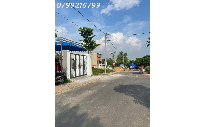 Nhà Bình Minh Trảng Bom Đồng Nai sổ riêng thổ cư 1 sẹc QL1A trọn sổ 1 tỷ 550 . LH 0799 216 799 em Trinh.