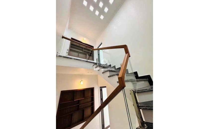 Bán nhà đẹp như Villa ngay Đình Đông, ô tô đỗ cách nhà 50m Phường Đông Hải, Lê Chân, Hải Phòng