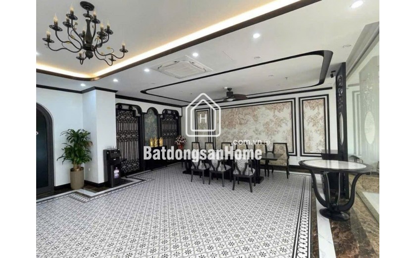 BÁN TOÀ BUILDING VỊ TRÍ CẠNH CV CẦU GIẤY, THIẾT KẾ HOÀN THIỆN NỔI BẬT NHẤT KHU VỰC. CĂN GÓC 3 MẶT THOÁNG - NT NHẬP KHẨU - DÒNG TIỀN 3,6 Tỷ/NĂM.