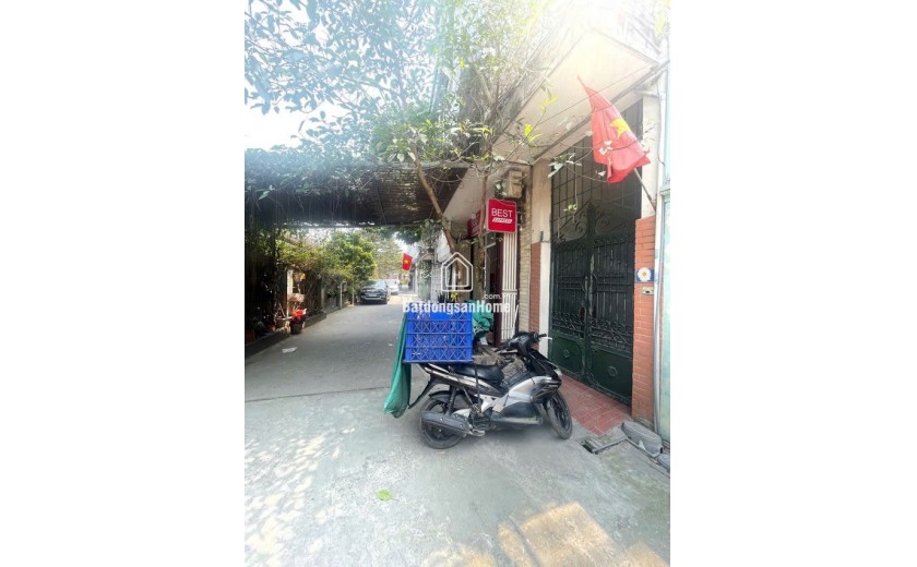 NHÀ DỆP DÂN XÂY PHÚ VIÊN Ô TÔ ĐỖ CỬA 54 M2, 4 TẦNG, MẶT TIỀN 5.6M, 7.2 TỶ, LONG BIÊN.