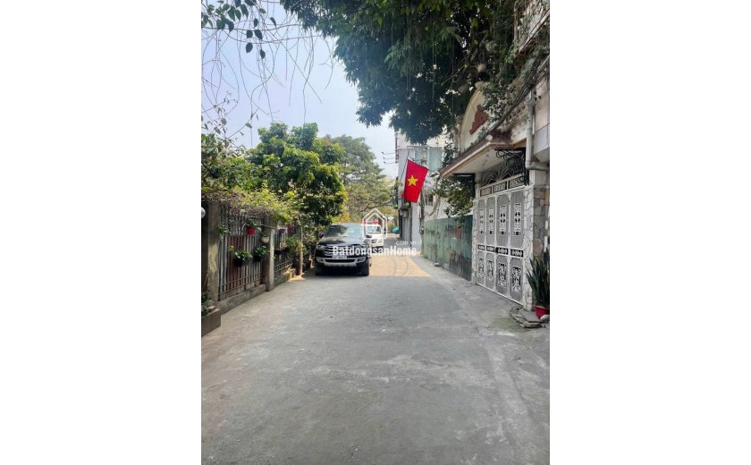 NHÀ DỆP DÂN XÂY PHÚ VIÊN Ô TÔ ĐỖ CỬA 54 M2, 4 TẦNG, MẶT TIỀN 5.6M, 7.2 TỶ, LONG BIÊN.