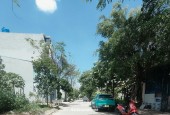 NHÀ ĐẸP CẦN BÁN LONG THẠNH MỸ 9. 56M. 3 TẦNG 4PN. CHỈ HƠN 5 TỶ. TL.