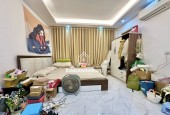 Bán nhà P.Quỳnh Mai 33m2 5T Lô góc, ngõ thông, ba gác qua nhà
