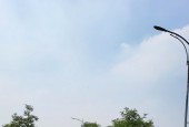 9 suất nội bô King Hill Bến Lức, giá 2  tỷ, CK 10%, Sổ đỏ sang tên ngay. CĐT 0917688586