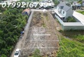 Đất nền giá rẻ sổ riêng thổ cư 1 sẹc Nguyễn Hoàng sông trầu trọn sổ 850 triệu . LH 0799 216 799 em Trinh.