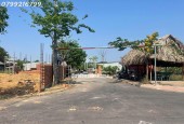Đất nền kinh doanh buôn bán đa ngành nghề trọn sổ 1 tỷ 550 gần trường Quốc Tế Trịnh Hoài Đức . LH 0799 216 799 em Trinh.