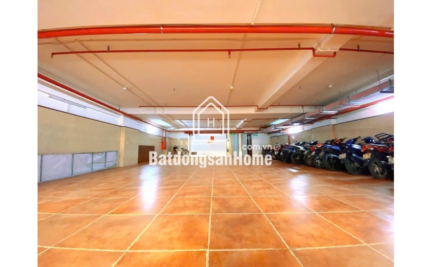 TÒA BUILDING MẶT PHỐ NGUYỄN KHÁNH TOÀN-HOÀNG QUỐC VIỆT, DT 251.5M2, QUY MÔ 7 TẦNG NỔI, TUM, HẦM. MẶT TIỀN 12M.