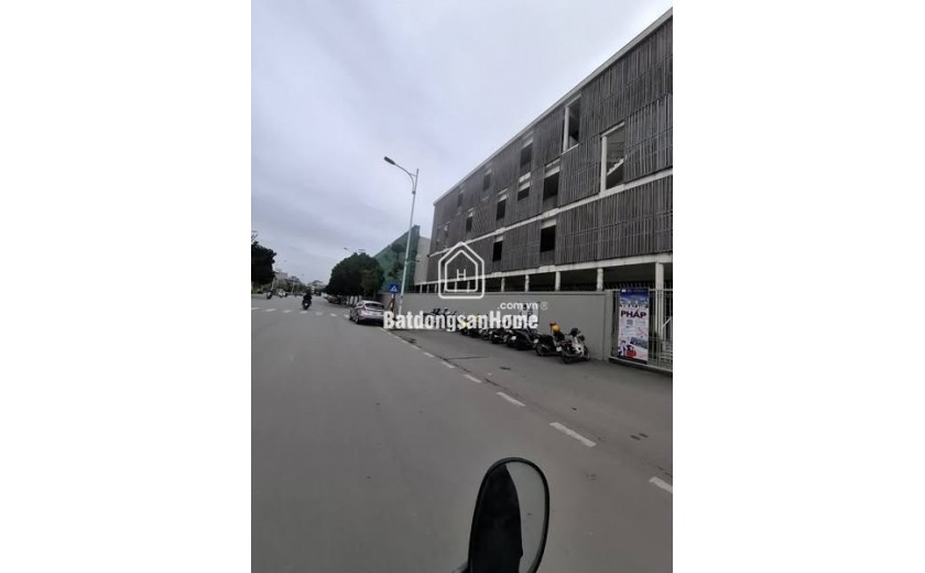 Bán nhà ngõ 554 Nguyễn Văn Cừ 40m x 4T dân xây, oto chỉ nhỉnh 10 tỷ LH: 0936123469