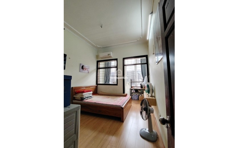 Bán nhà ngõ 554 Nguyễn Văn Cừ 40m x 4T dân xây, oto chỉ nhỉnh 10 tỷ LH: 0936123469