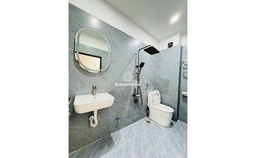 BÁN NHÀ CỔ NHUẾ MỚI XÂY 4 TẦNG -  43M - 5.8 TỶ - THÔNG TIN CHUẨN